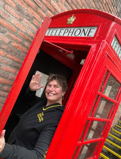 Phone booth